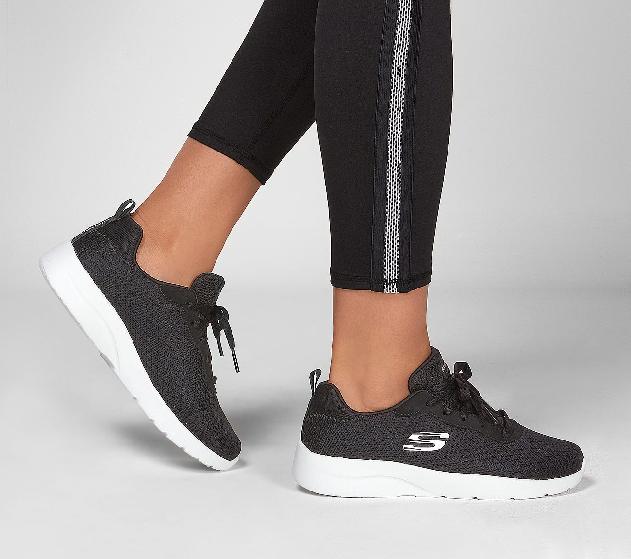 skechers dynamight 2.0 eye to eye