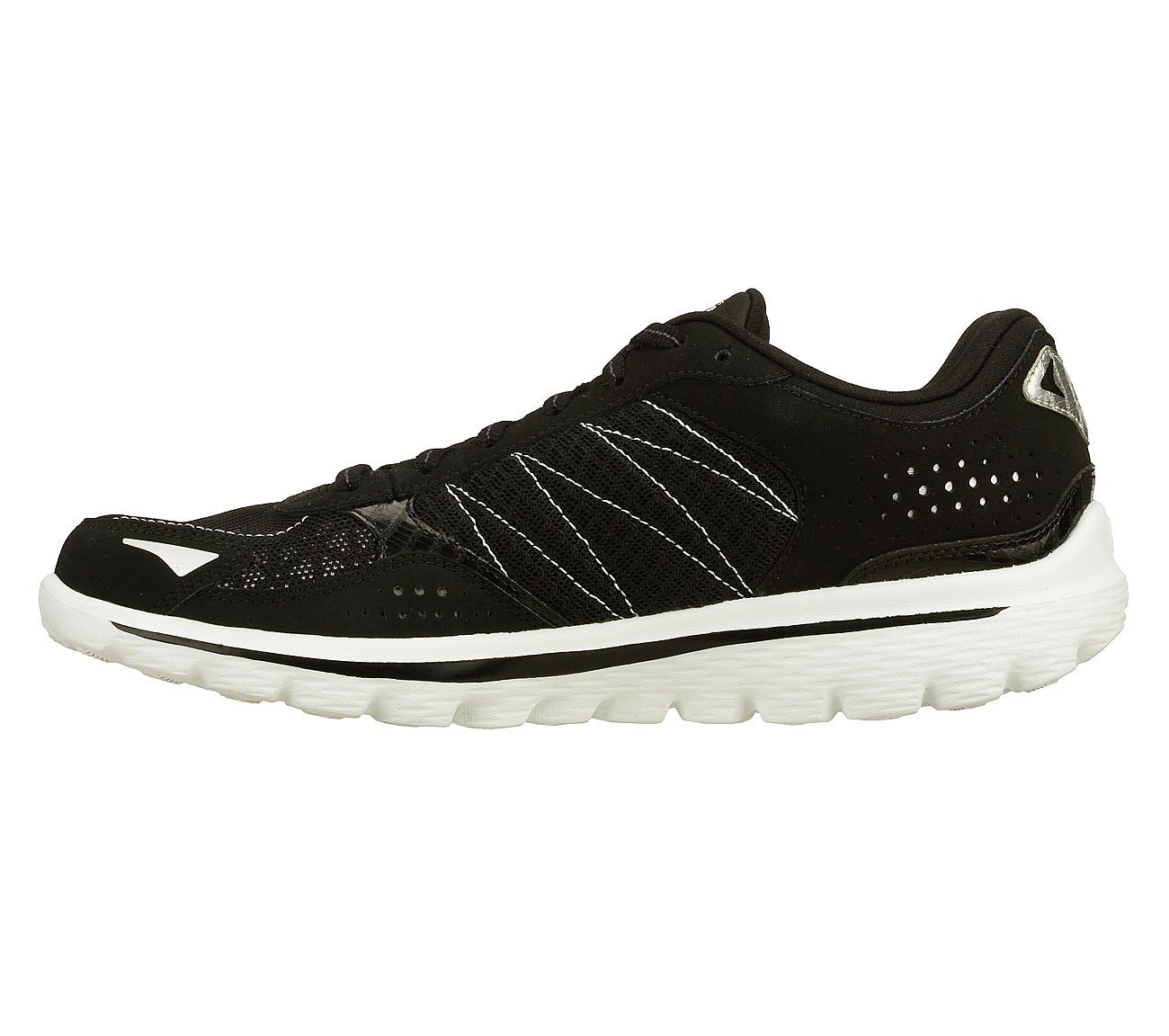 skechers parma