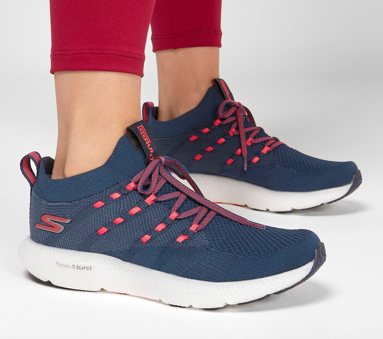 skechers go run 7 red