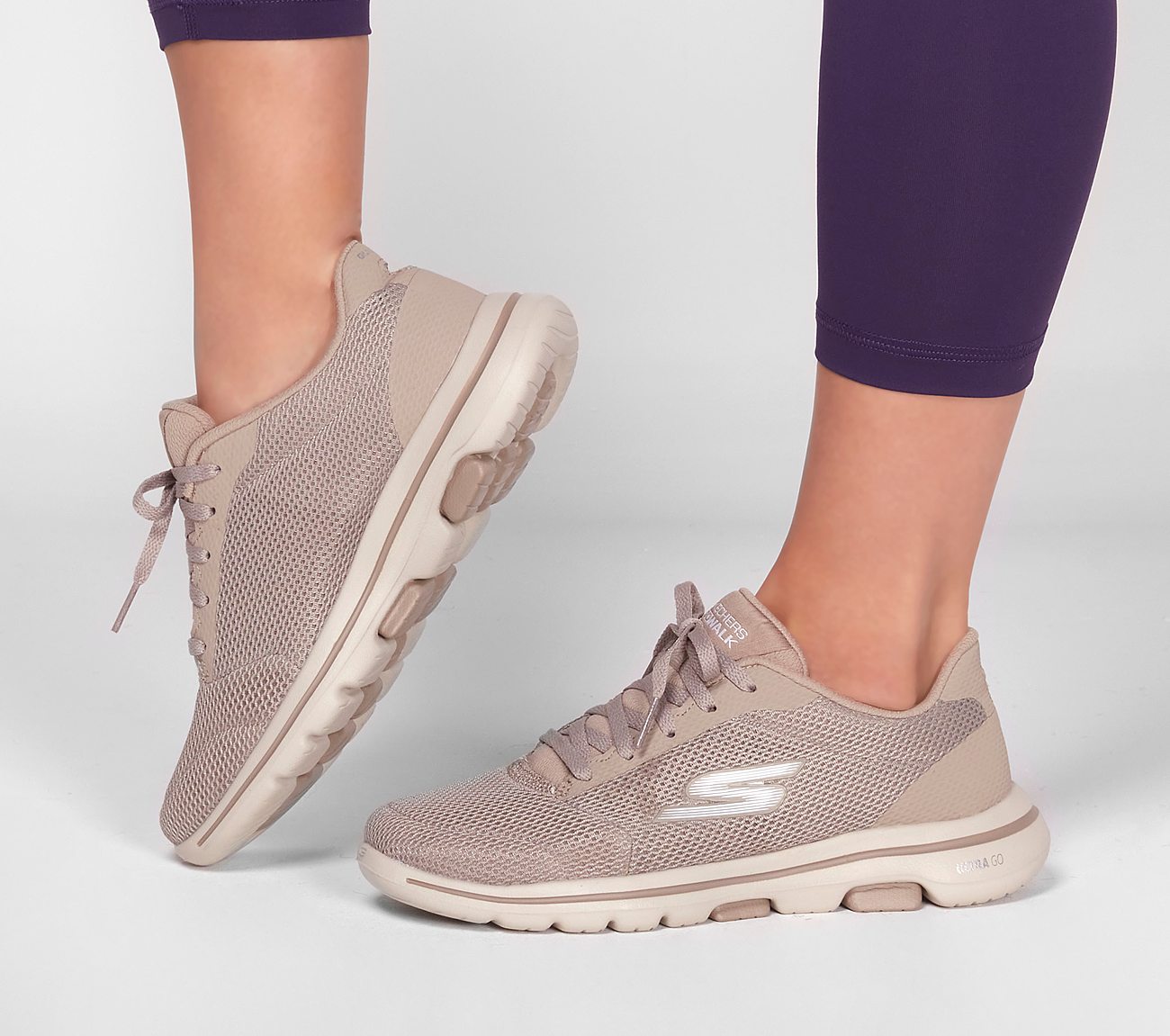 skechers on the go natural