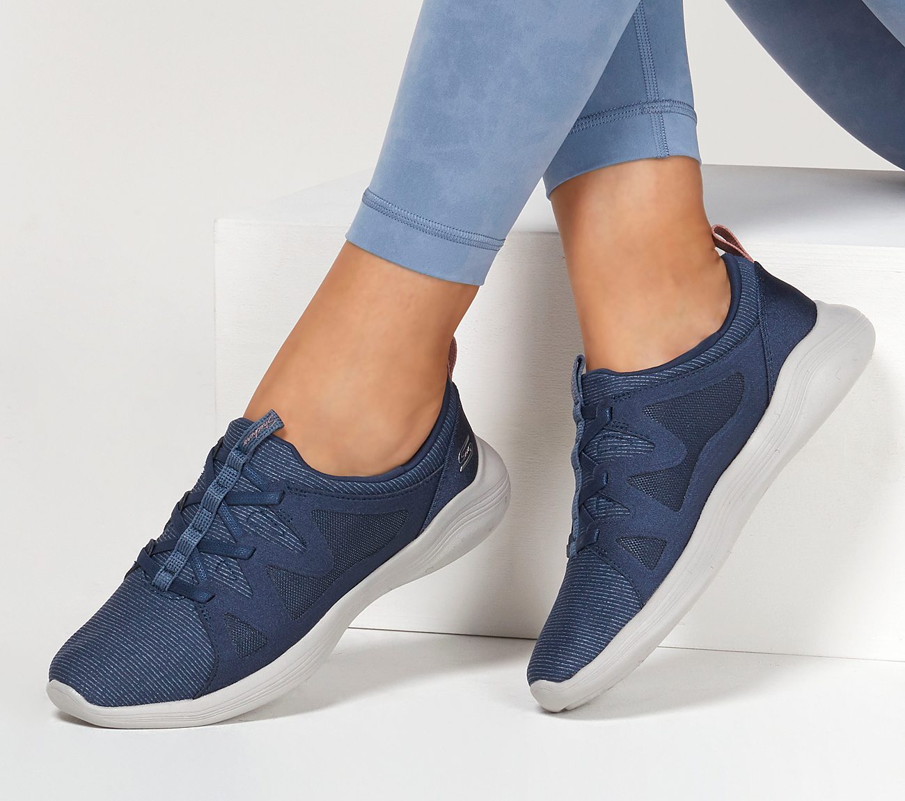 skechers envy textured mesh