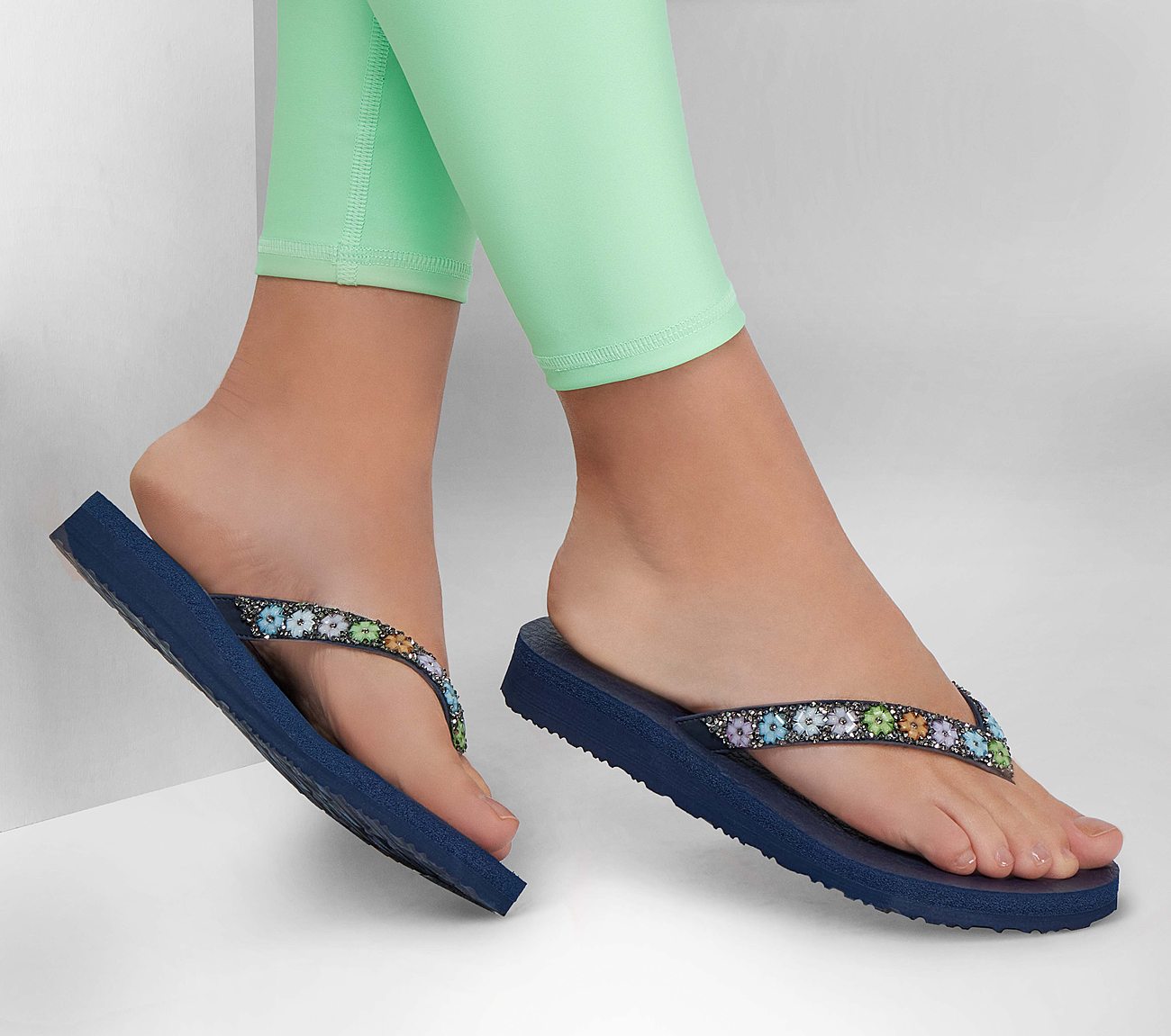 skechers meditation flip flops