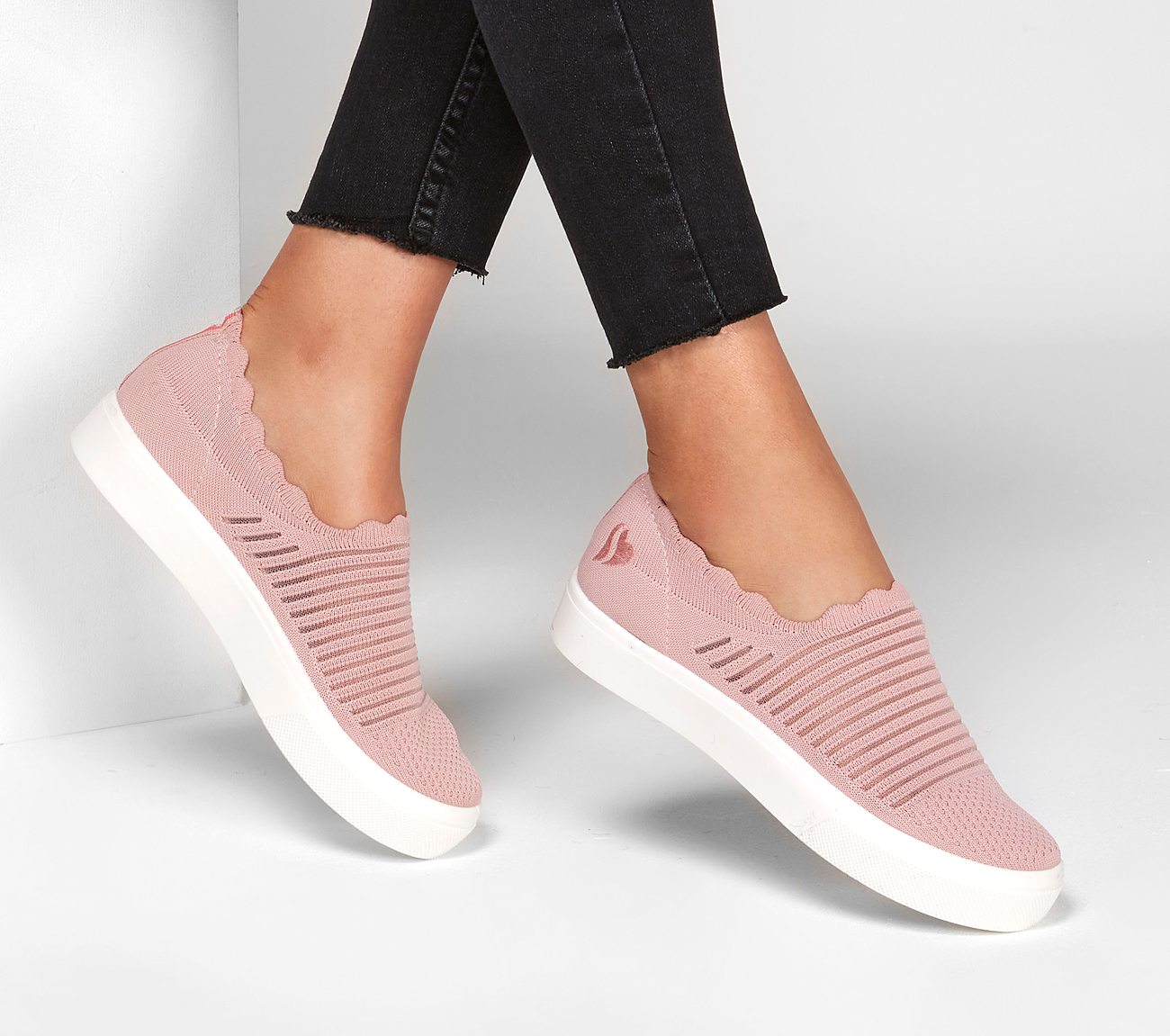 skechers poppy breezy street white